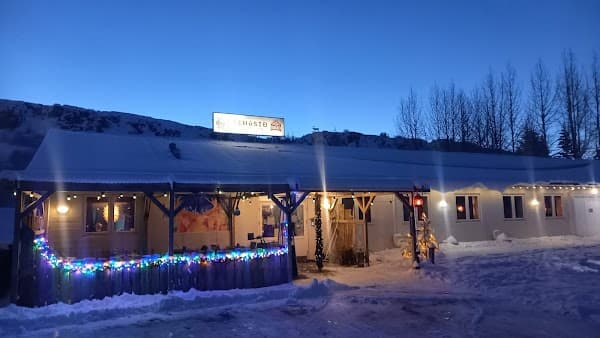 Tehúsið - Café, Bar, Guesthouse & Hostel
