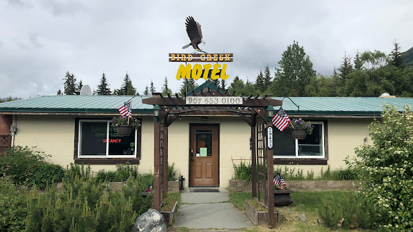 Bird Creek Motel