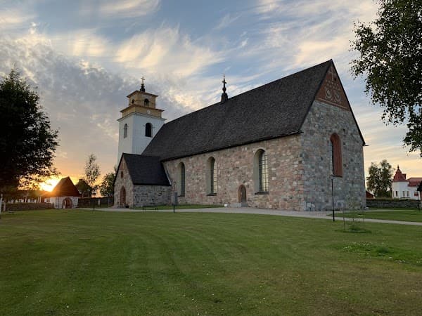 Nederlulea Kyrka