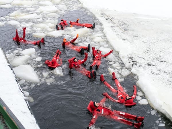 Icebreaker Sampo check-in
