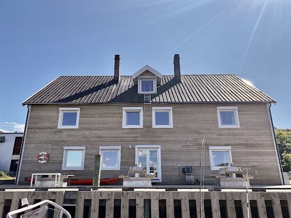 Nøtnes Midnattsol Guesthouse