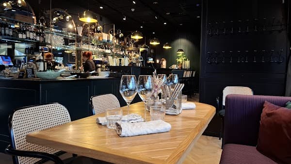 Alfred Kitchen & Bar