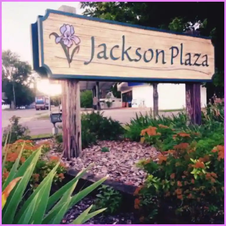 Best Things To Do In Jackson TN - Jackson Plaza